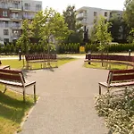 Z Basenem Laura Polanki Park