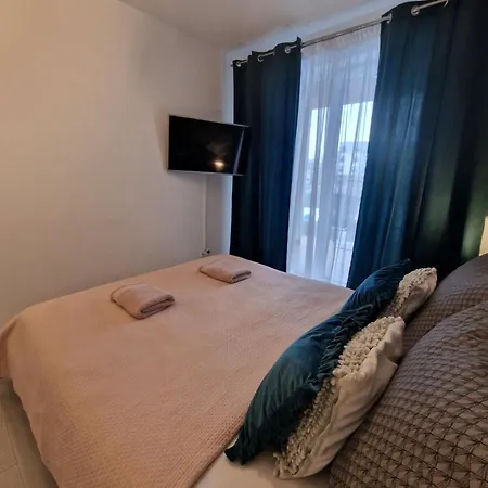 Z Basenem Laura Polanki Park * Kolberg