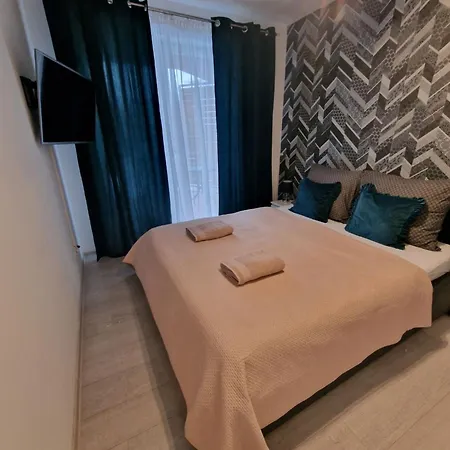 Apartmán Z Basenem Laura Polanki Park