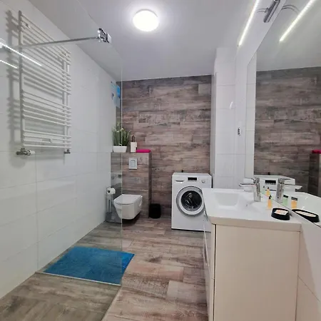 Z Basenem Laura Polanki Park Kolberg