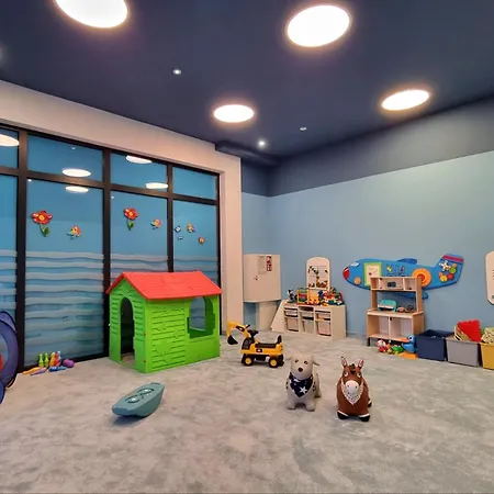 Apartmán Z Basenem Laura Polanki Park