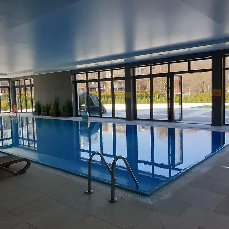 Z Basenem Laura Polanki Park Apartment Kolberg