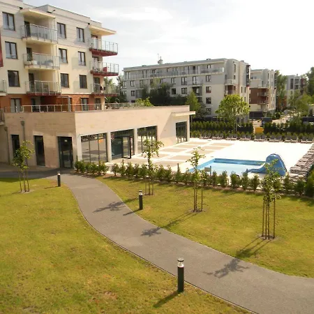 Z Basenem Laura Polanki Park Kolobrzeg