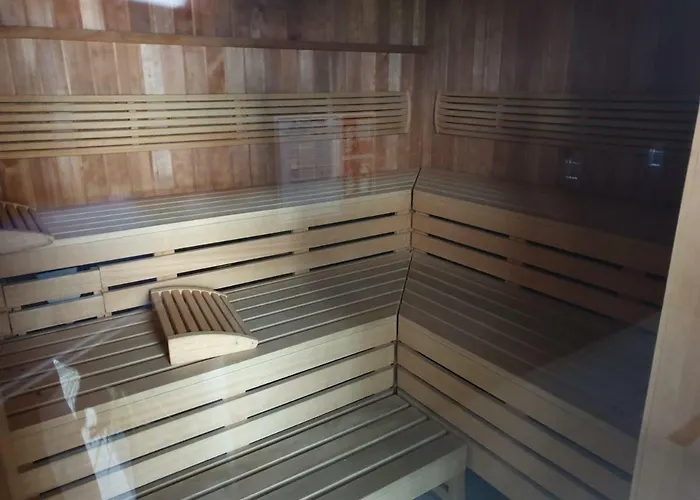 Apartment Z Basenem Laura Polanki Park