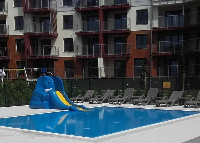 Apartment Z Basenem Laura Polanki Park