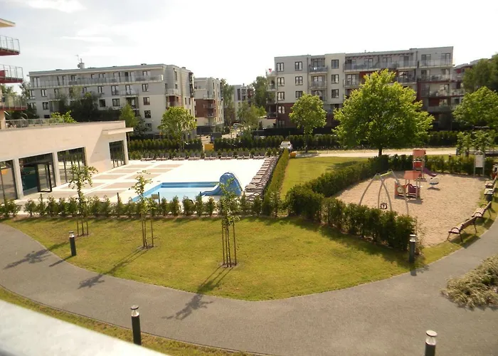 Z Basenem Laura Polanki Park Apartment *