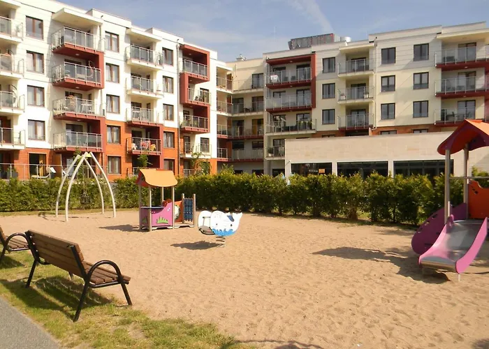 Z Basenem Laura Polanki Park Apartment *